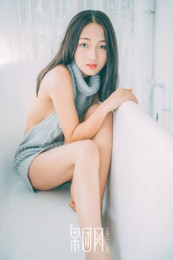 姑奶奶三岁半捧奶瓶算命全网宠